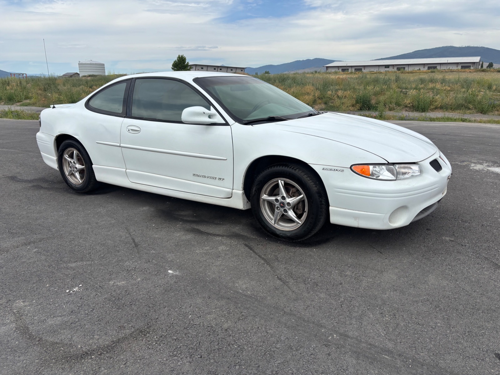 pontiac grand prix 1997 1G2WP12K5VF253642 image pontiac grand prix 1997 1G2WP12K5VF253642 image